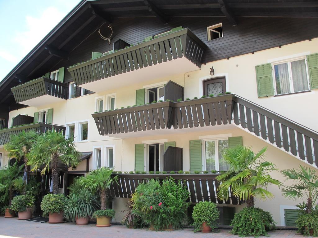 Hotel Pension Rechtenthal Termeno Exteriér fotografie